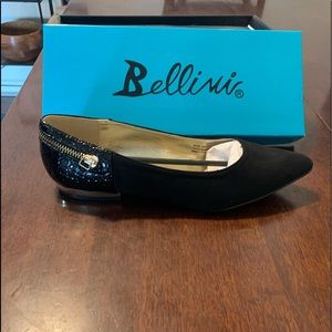Bellini flats. Size 9. Black w/gold details.
